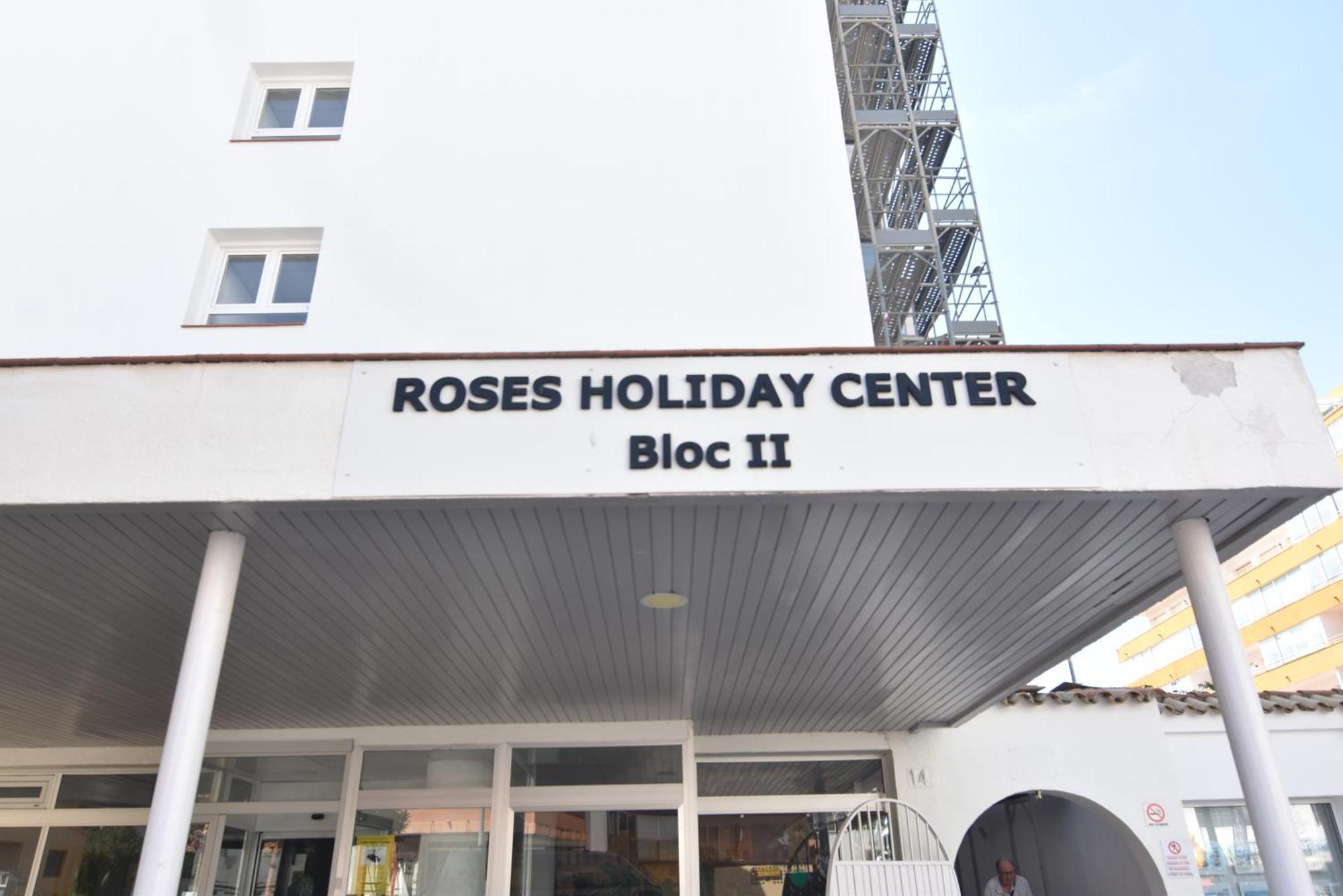 Rnet - Rhc 2101 Roses Holiday Center Luaran gambar